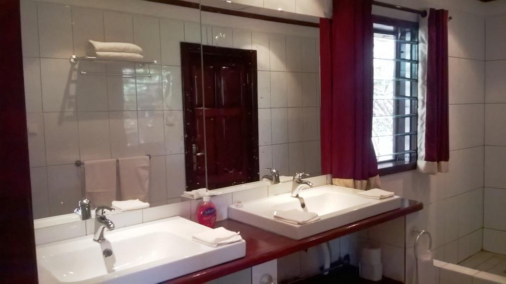 Tanji White Horse Residence מראה חיצוני תמונה